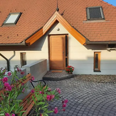 Mon-csa * Balatonfüred