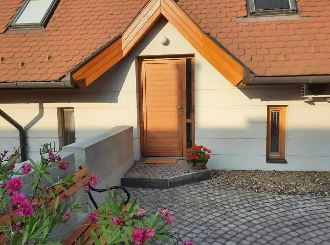 Mon-csa * Balatonfüred